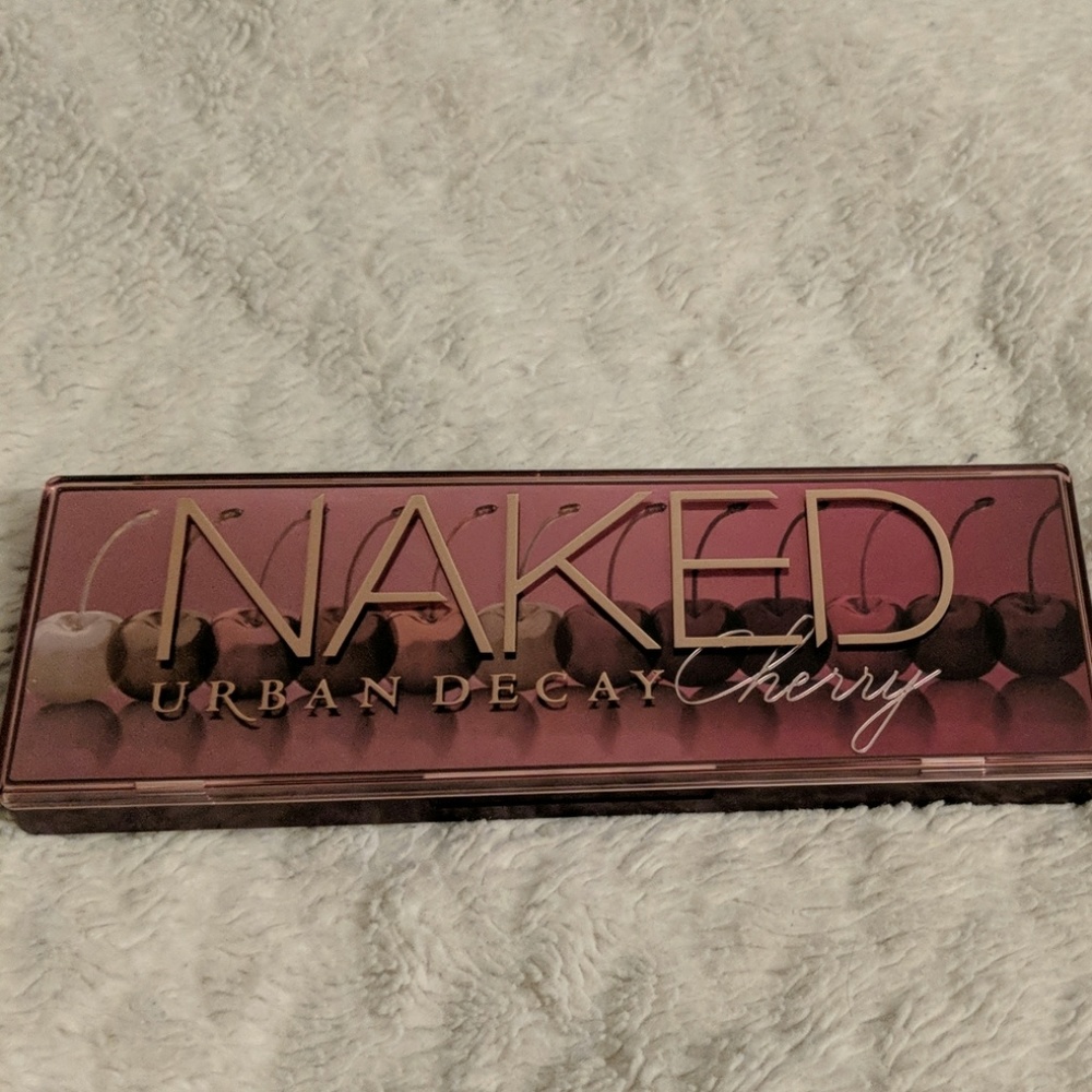 Urban Decay Naked Cherry Palette